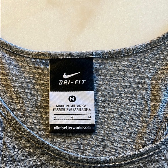 Nike Women's Gray Tank Top - Picture 2 of 5